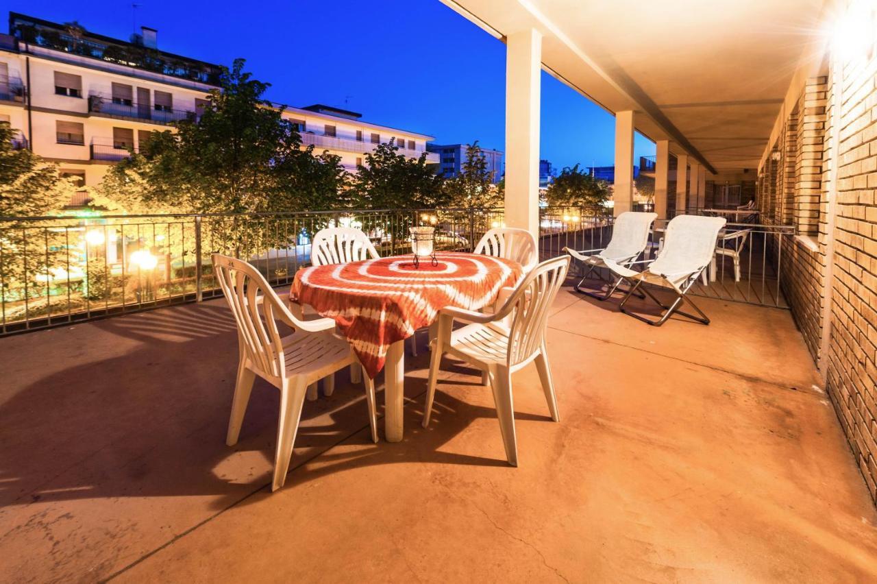 Condominio Res. Palace Bibione Eksteriør billede