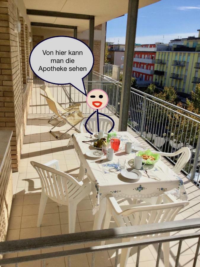 Condominio Res. Palace Bibione Eksteriør billede