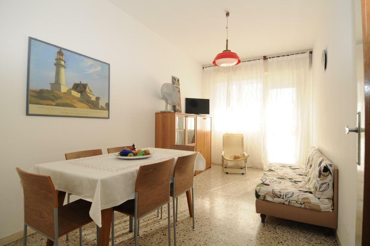 Condominio Res. Palace Bibione Eksteriør billede