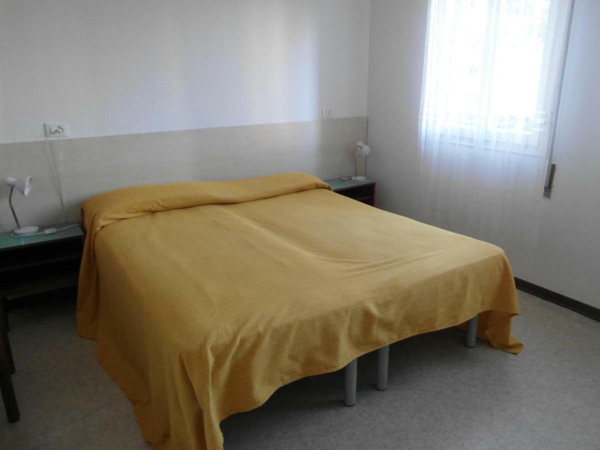 Condominio Res. Palace Bibione Eksteriør billede
