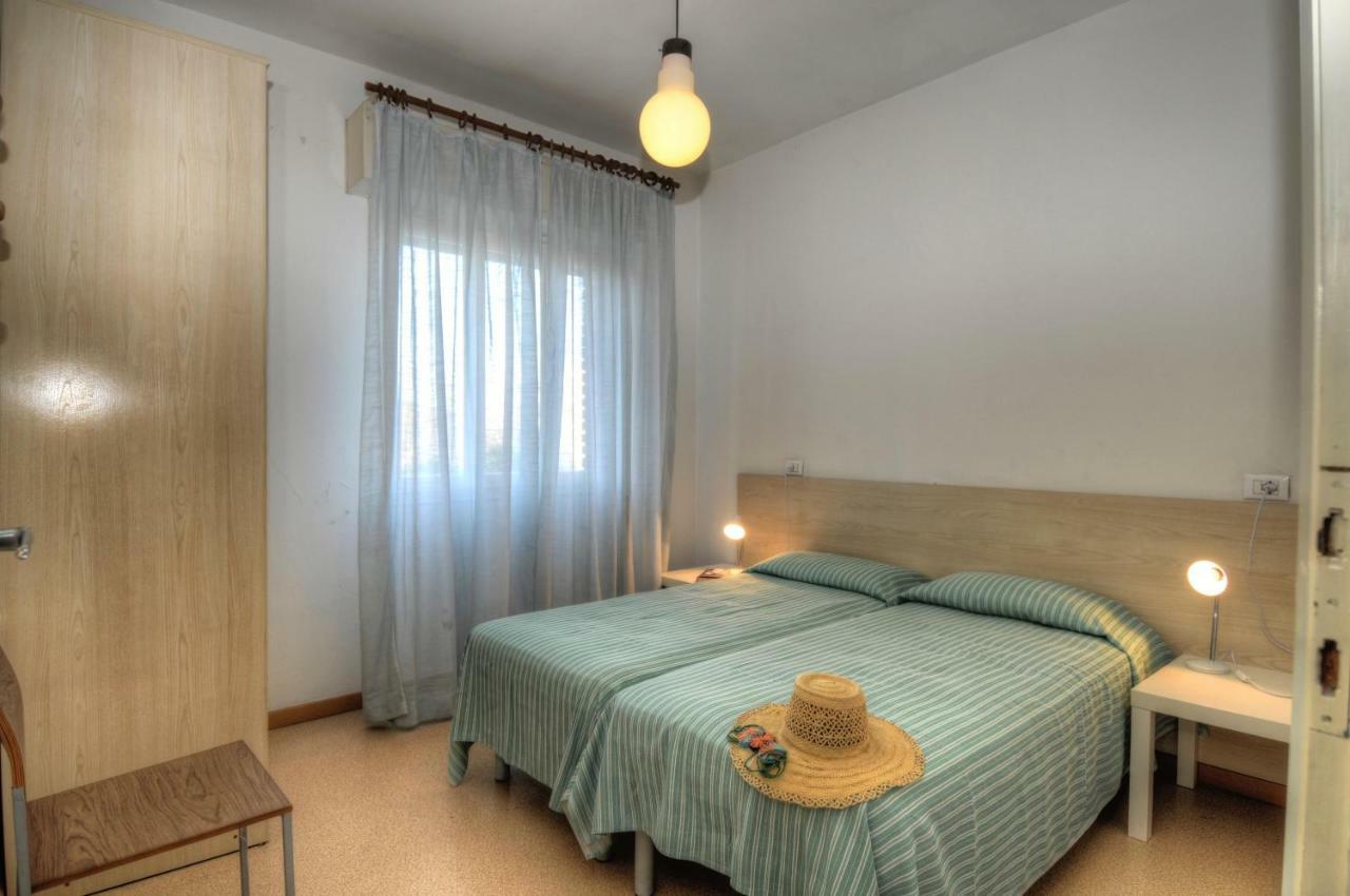 Condominio Res. Palace Bibione Eksteriør billede