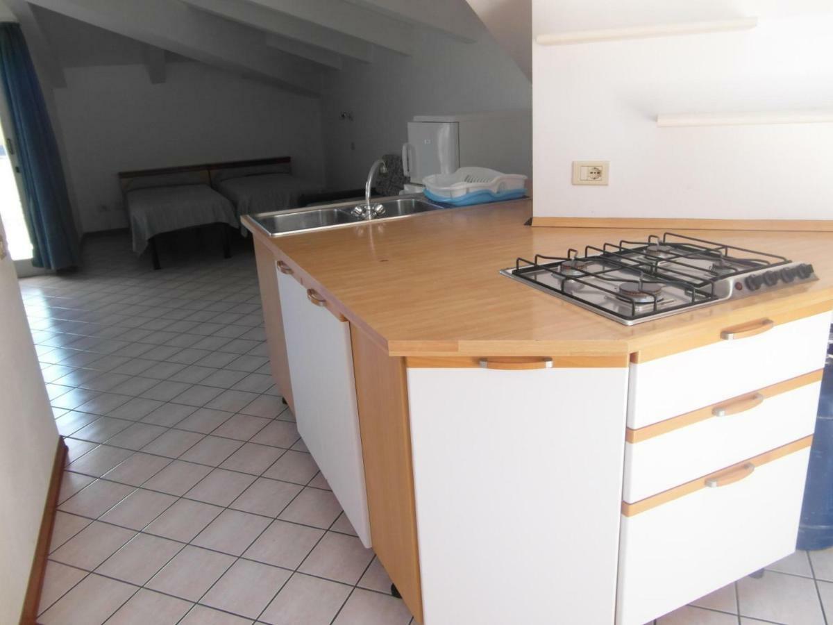 Condominio Res. Palace Bibione Eksteriør billede